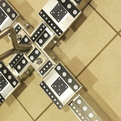 Cross scale bar with photogrammetry targets